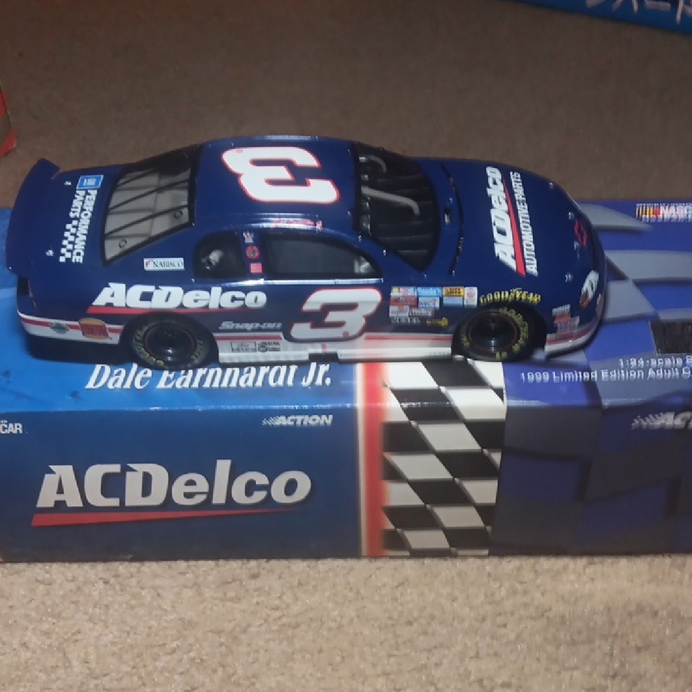 1:24 ACTION Diecast Dale Earnhardt Jr. #3 AcDelco 99 Monte Carlo